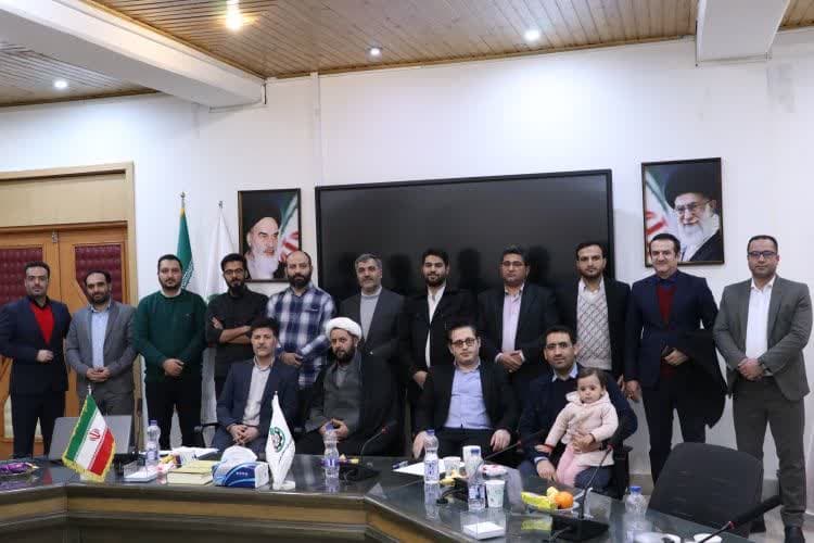 پنل تخصصی بازخوانی فرمان رهبر معظم انقلاب اسلامی ایران در سالن حجاب برگزار شد .