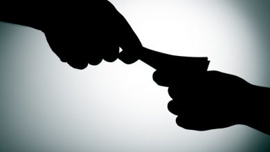 ۶ عضو شورای شهر سردشت ۳۲ هزار دلار رشوه گرفتند