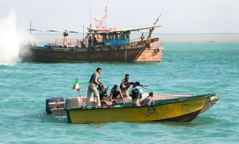 ۵۰ هزار لیتر سوخت قاچاق از یک لنج در ماهشهر کشف شد