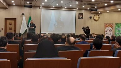 فساد مانع توسعه جامعه میشود