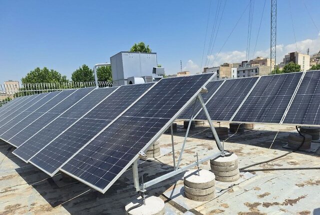 آغاز مقدمات احداث نیروگاههای انرژی خورشیدی ۱۳۰۰ مگاواتی در ورامین
