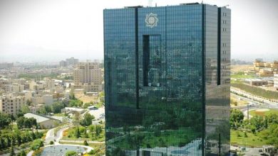 فعالیتهای بانکی بدون مجوز