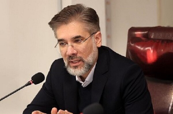 زمینخواری و جعل اسناد