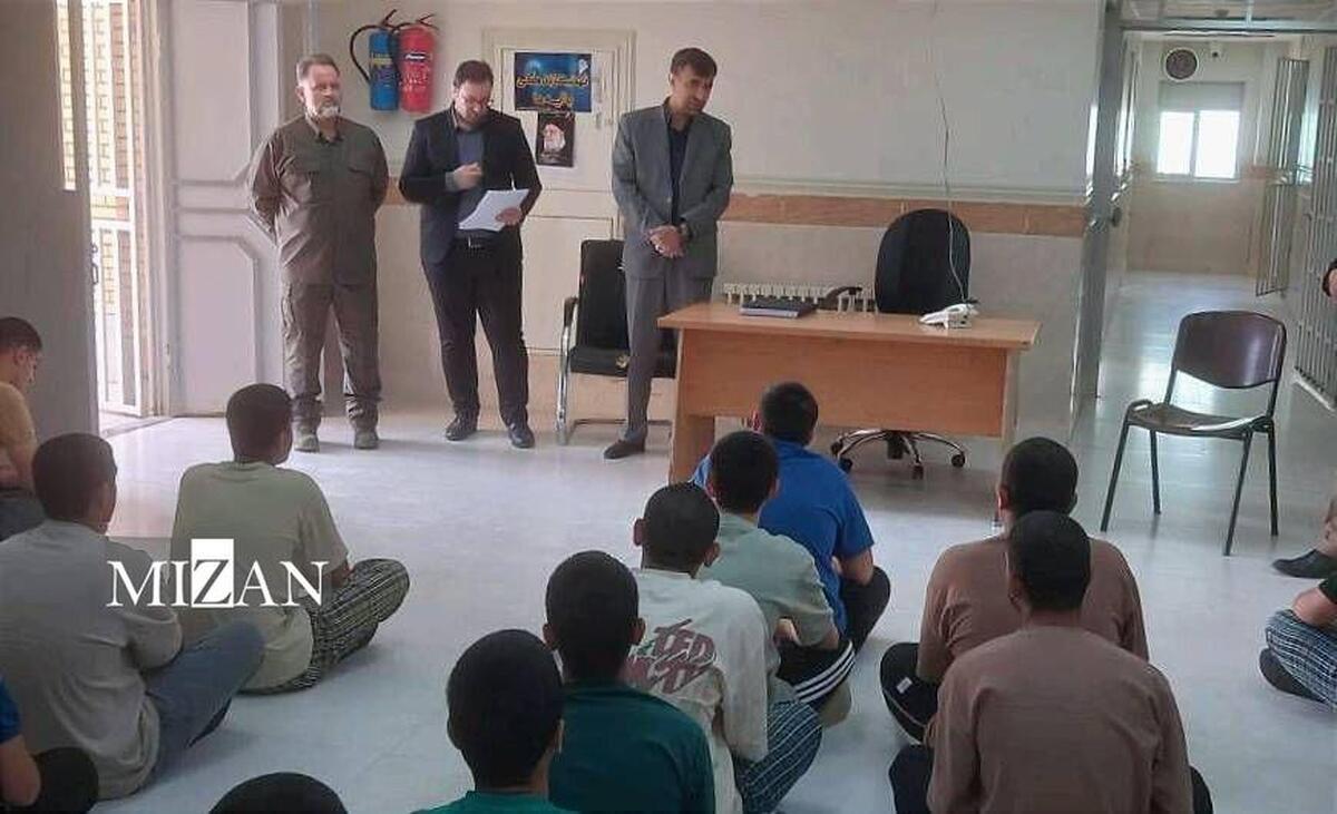 دادستان